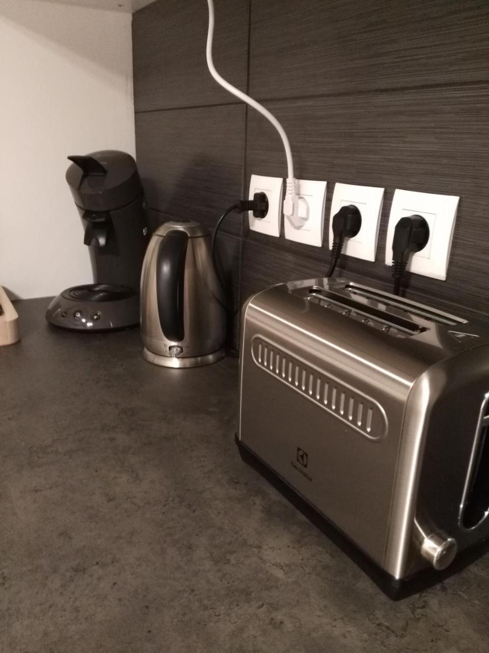 Superbe Appartement Dans Le Quartier De La Gare Руан Екстериор снимка